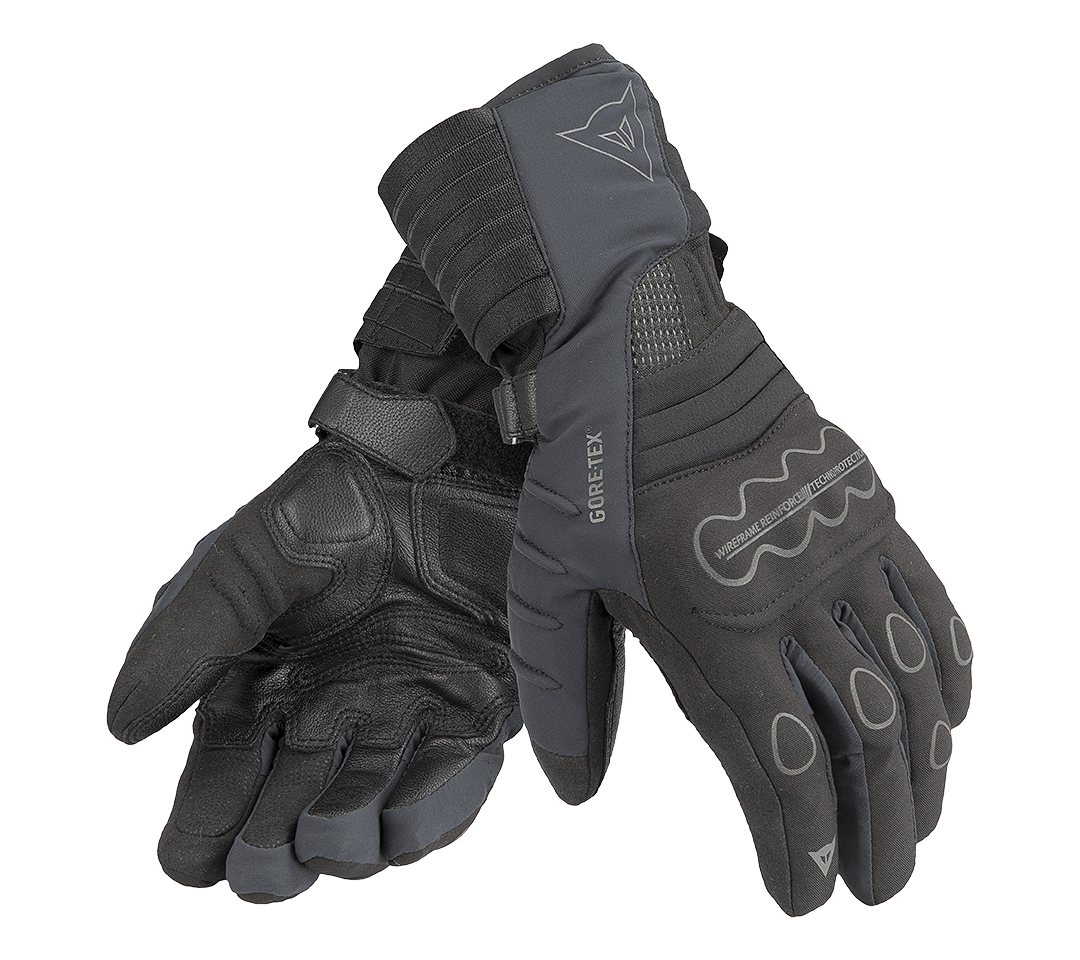 Coats Mittens Tattoo Pads Tongs PNG